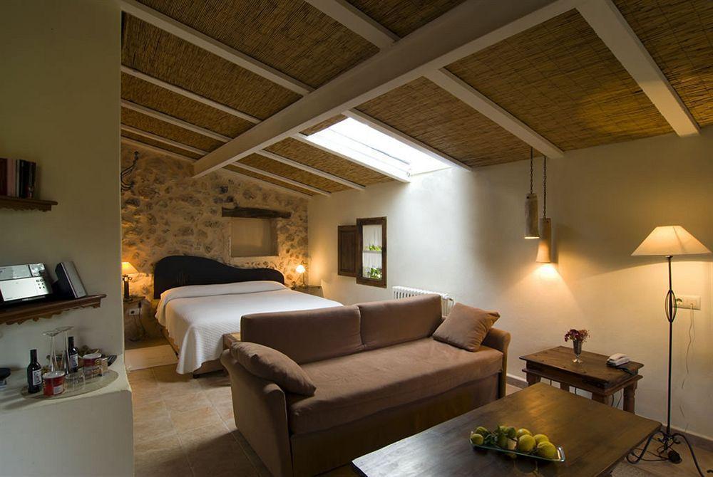 Agroturisme Son Pons Búger Habitación foto